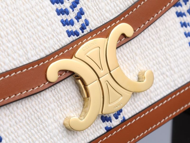 Ce1i*e triomphe bags